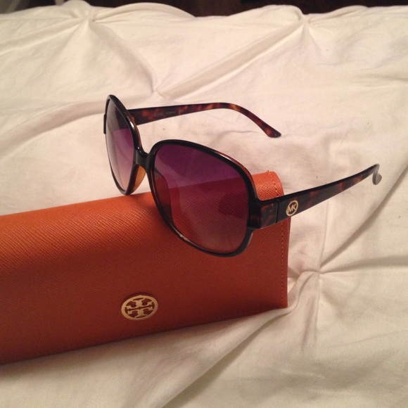 ‼️SOLD‼️ Michael Kors sunglasses