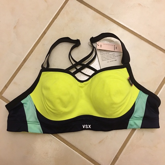 Victoria's Secret Angel Sports Bra NWT