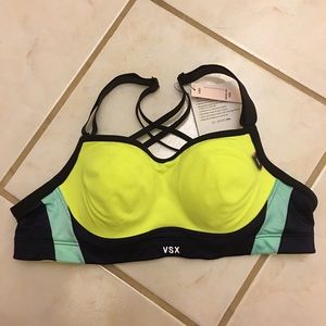 Victoria's Secret Angel Sports Bra NWT