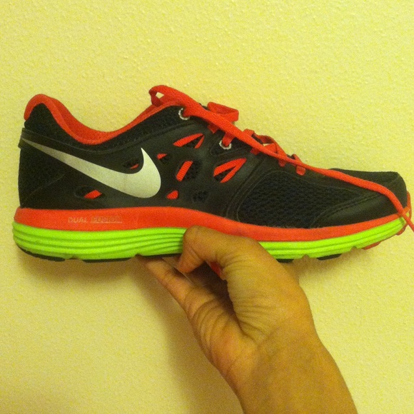 Nike Shoes - Nike shoes that's been worn twice