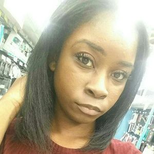 Meet your Posher, Jasmine