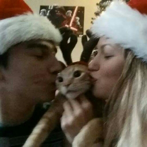 Meet your Posher, Amanda - Picture 2 of 4