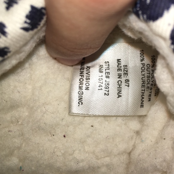 Slippers - Picture 2 of 3