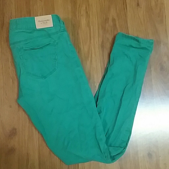 Green Abercrombie and Fitch skinny pants!