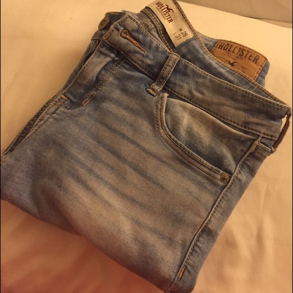 Hollister jeans