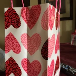 Meet your Posher, Elanda