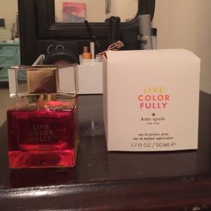 Live color fully by Kate spade perfume