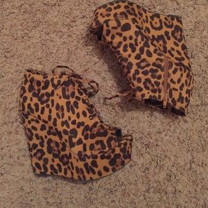 Cheetah Print Wedges