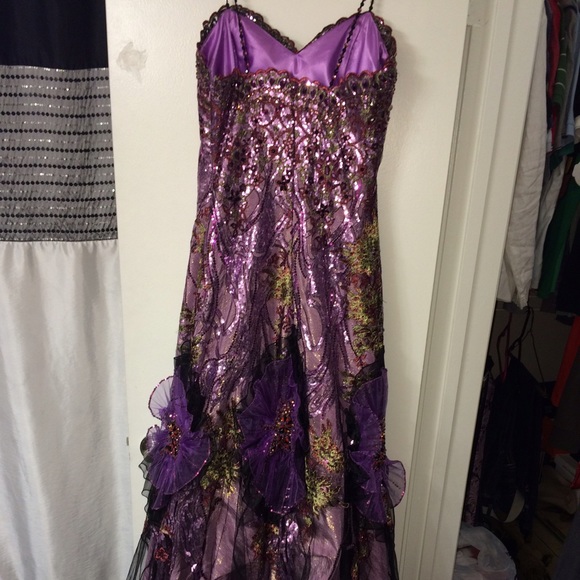 Pageant gown - Picture 3 of 4