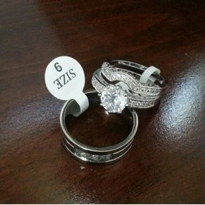 He's & Hers Wedding Set