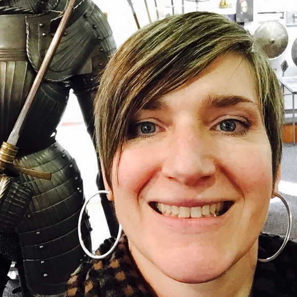 Meet your Posher, Katie - Picture 1 of 1