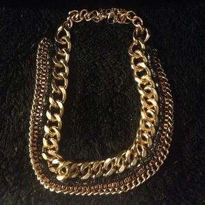 Gold & black chain!
