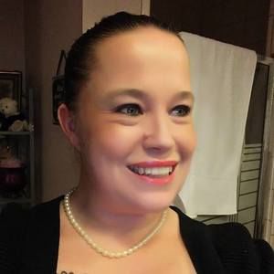 Meet your Posher, Jana june