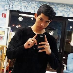 Meet your Posher, Emmanuel