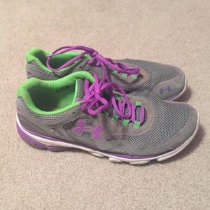 Women's under armor athletic shoe
