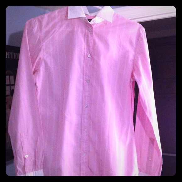 GAP Tops - Price drop! EUC GAP pink stripe dress shirt sz6