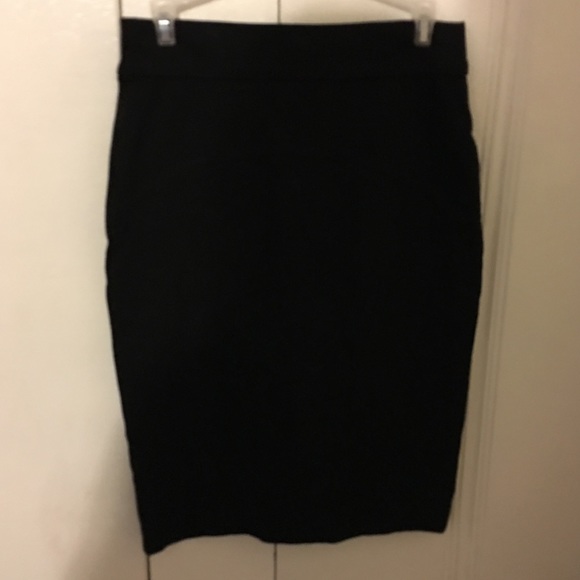 SUPER CUTE, ALL BLACK, SKIRT! ACCEPTING OFFERS
