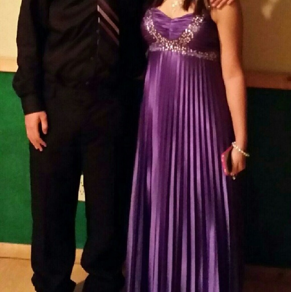 Prom Dress - Picture 4 of 4