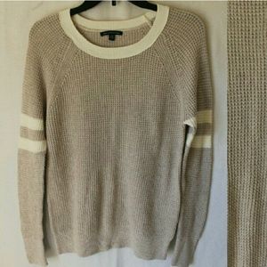 American Eagle knit sweater