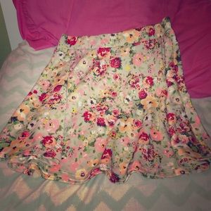 FLORAL SKIRT