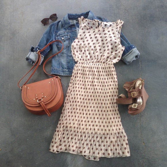 Forever 21 Dresses & Skirts - Polka dot dress