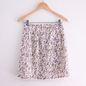 Floral patterned mini skirt