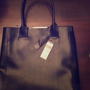 BCBGMAXAZRIA Cleo tote