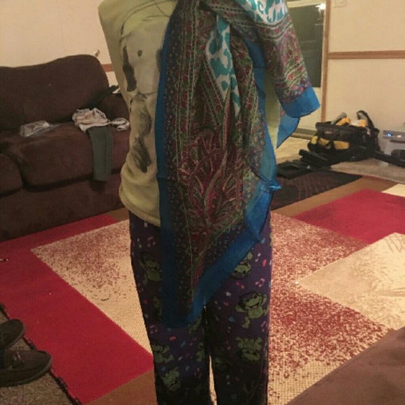 Kasmir scarf