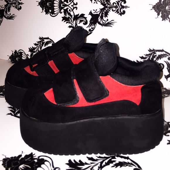 hot topic womens platform shoes