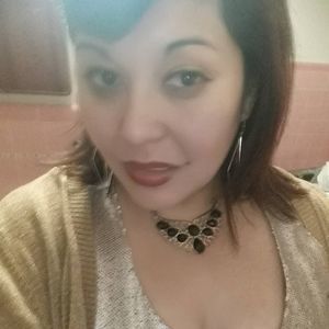 Meet your Posher, Estrella