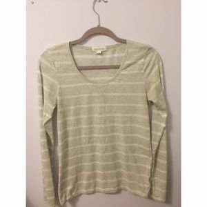 Forever 21 long sleeve t-shirt