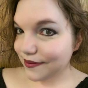 Meet your Posher, Bobbie