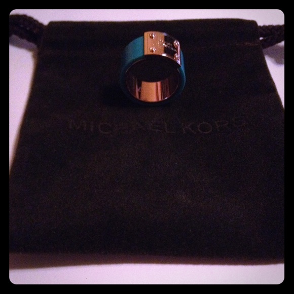 MICHAEL KORS Rose-Gold/Turquoise Logo Ring💥SALE💥