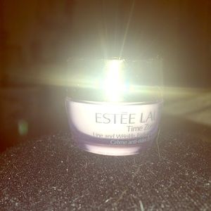 Wrinkle reducing cream