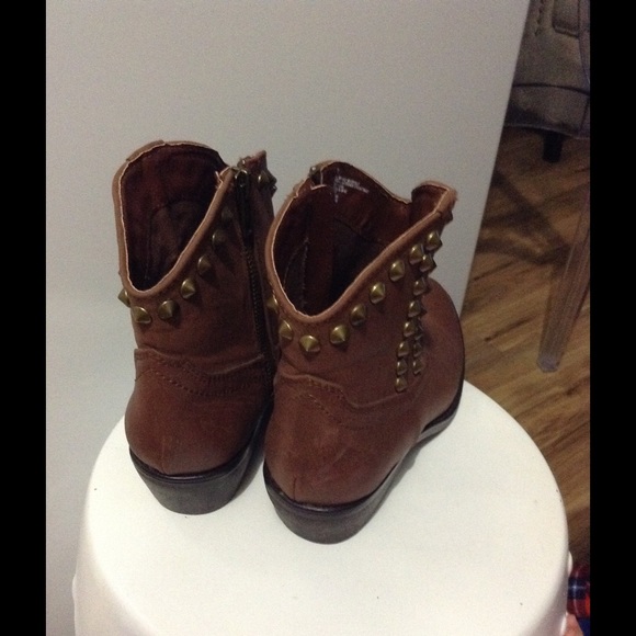 •NEW Ankle boots• - Picture 2 of 4