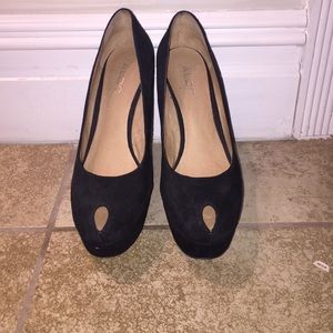 Black wedges peep toe heels