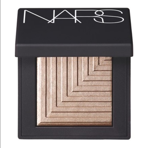 NARS "Himalia" dual-intensity eyeshadow