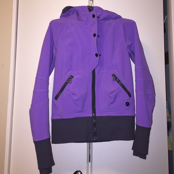Lululemon Water Resistant jacket
