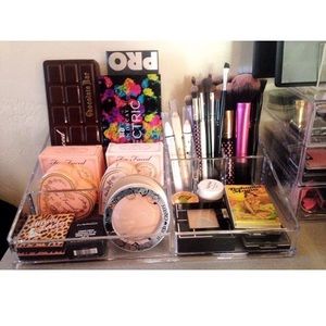 Acrylic makeup organizer💄💕