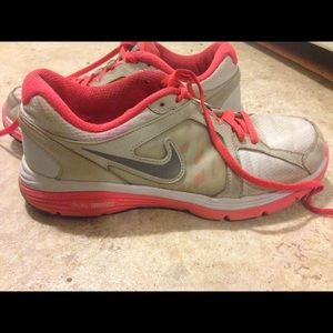 Womens Pink & White Nike Running Shoes