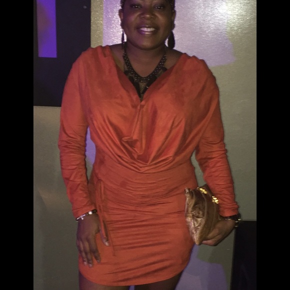 Dress - Picture 2 of 2