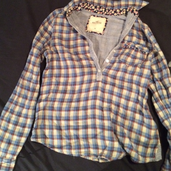 Hollister Plaid Shirt - Picture 1 of 2