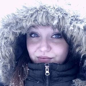 Meet your Posher, Donia