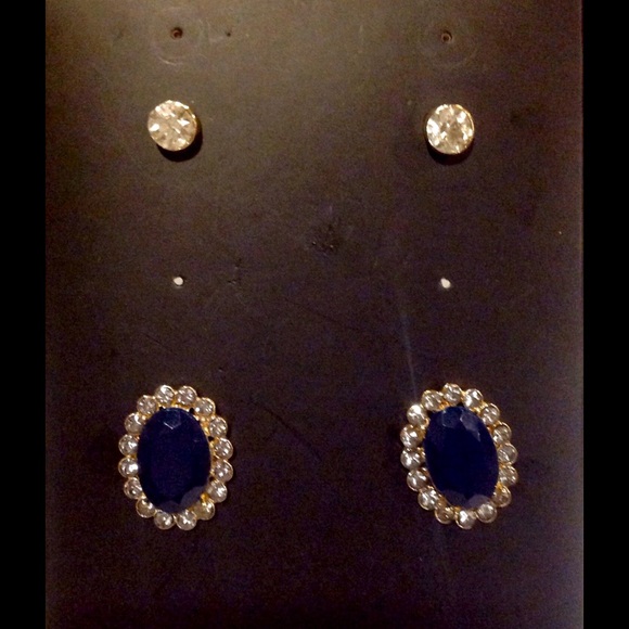 ❌SOLD❌FINAL CLEARANCE !!! 4 Pair Fashion Earring - Picture 2 of 4