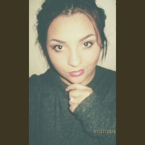 Meet your Posher, Raquel