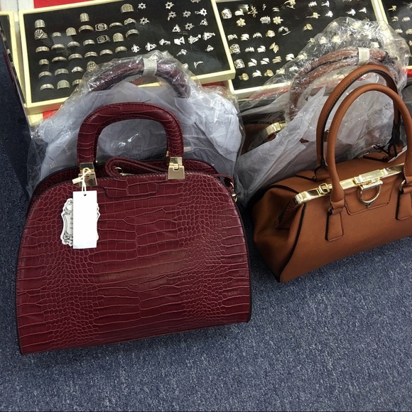 Beautiful handbags for sale nwt - Picture 1 of 1