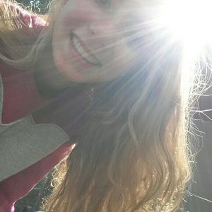 Meet your Posher, Violetta