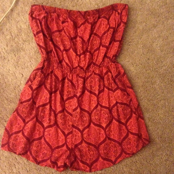 Strapless romper
