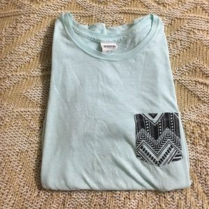 🌟 SALE ⭐️ VS PINK Aztec Pocket Tee