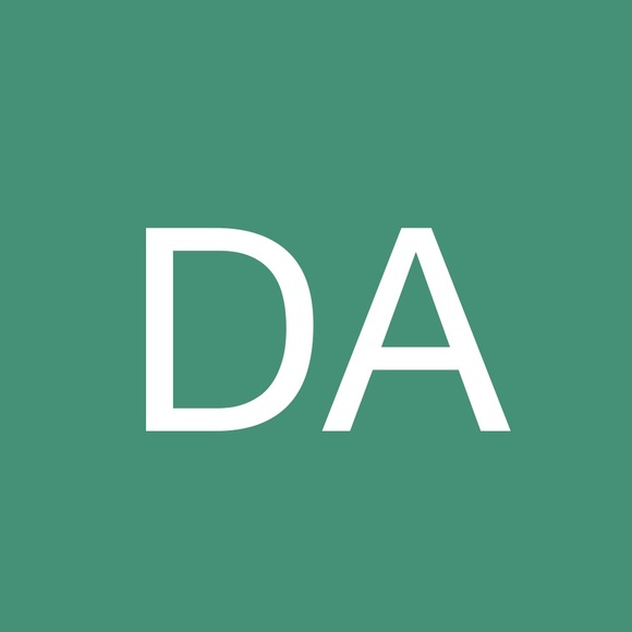 Meet your Posher, Dana